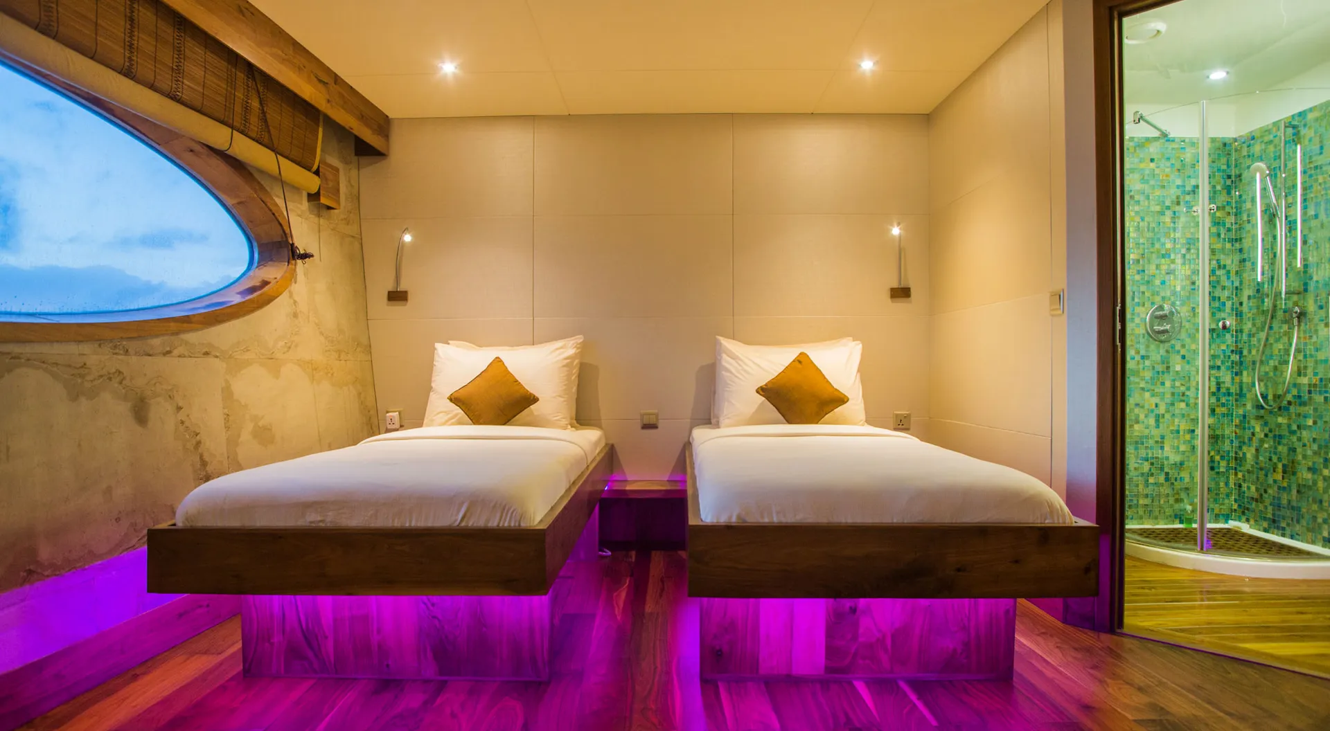 Maldives Cruises