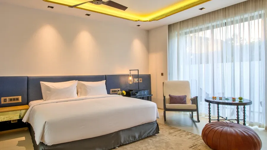 Premier Balcony Room King photo 1