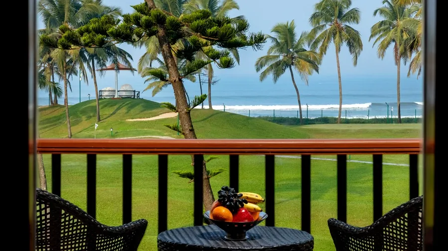 Ocean Front View Room photo 4