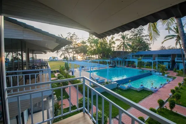 Foxoso Hotel Morjim photo 6