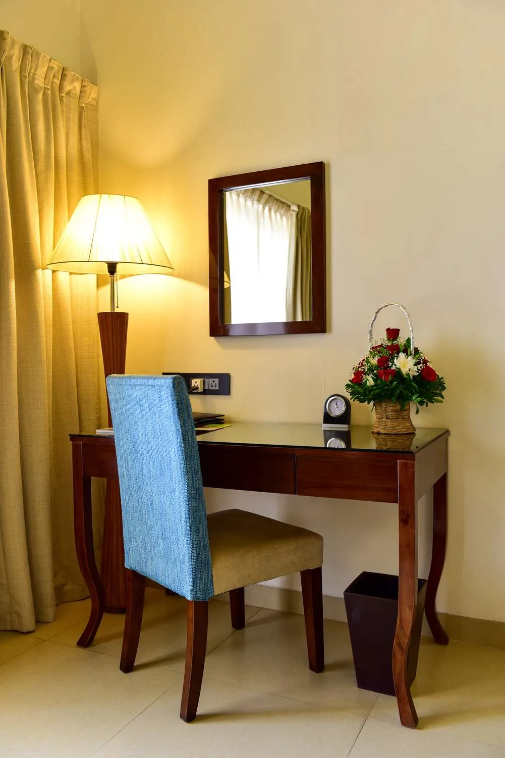 Superior Room (2 Single Beds) photo 3