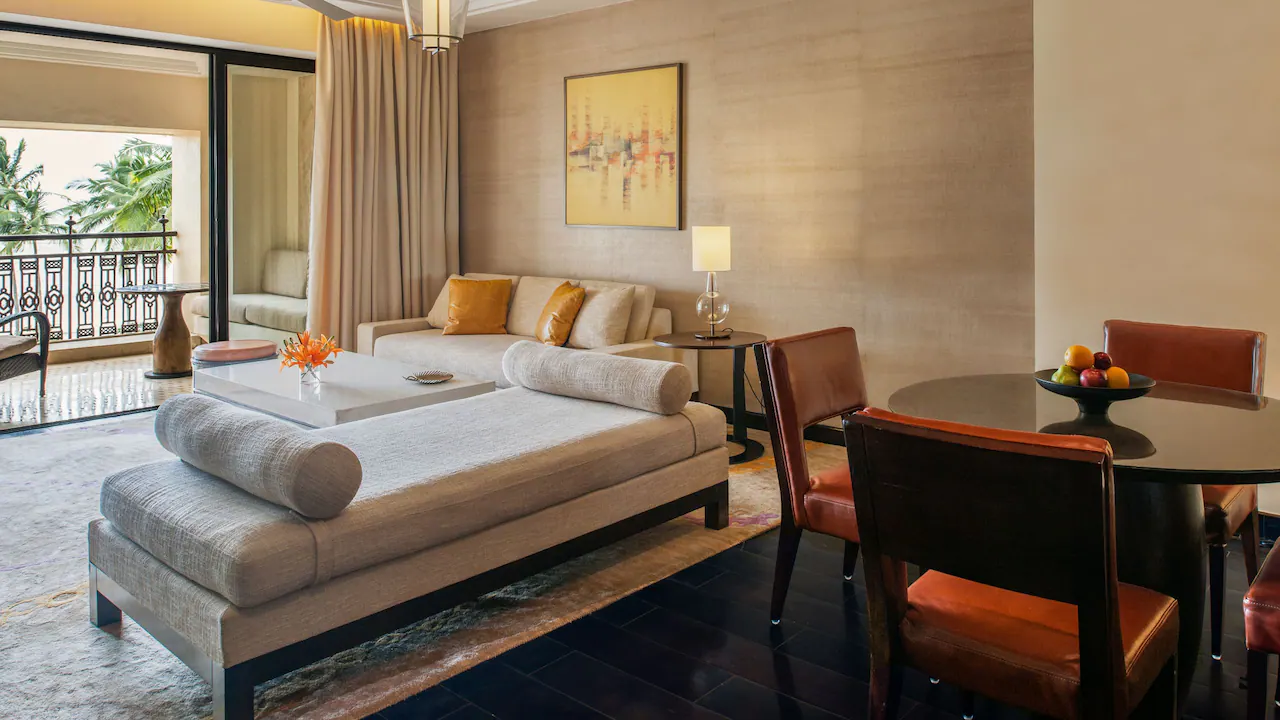 Grand Suite With Living Room and Balcony photo 3