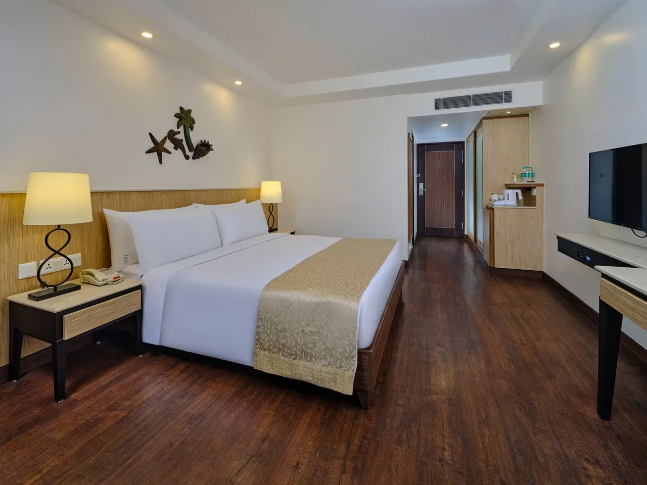 1 King Standard Room photo 2