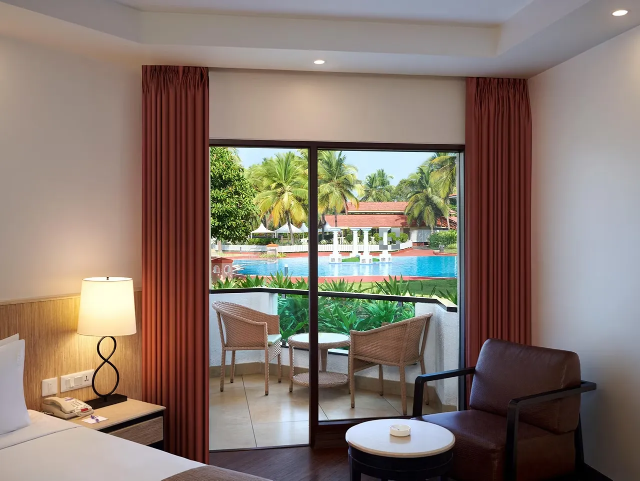 1 King Standard Pool View Room photo 2
