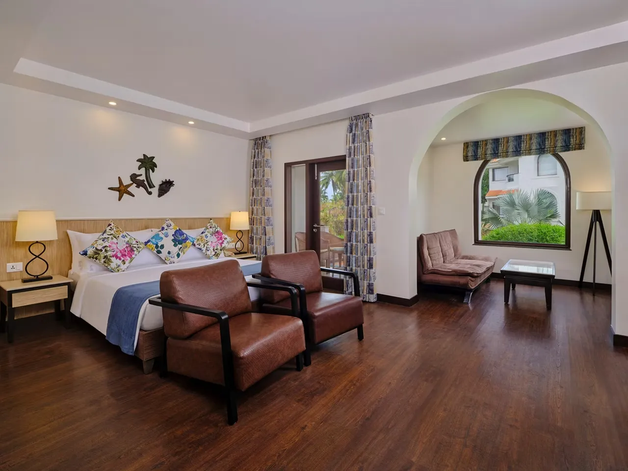 1 King Premium Room photo 4