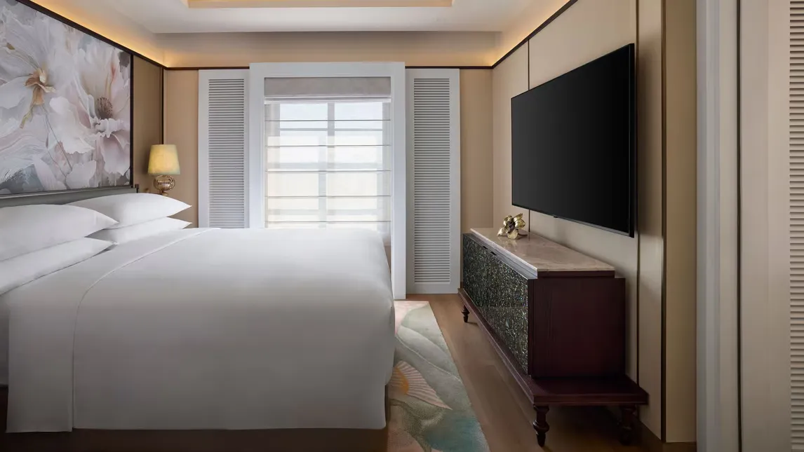 Executive Suite, King photo 1
