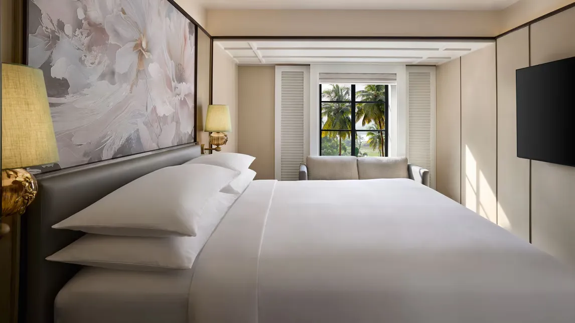 Family Suite, Bedroom 1: 1 King, Bedroom 2: 1 Twin, Garden view photo 3