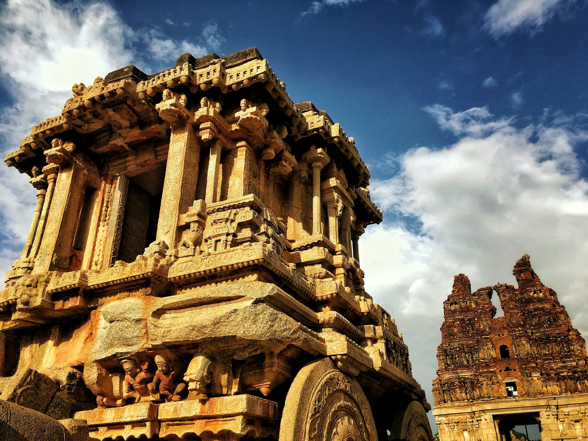 Karnataka — Heritage & Hills