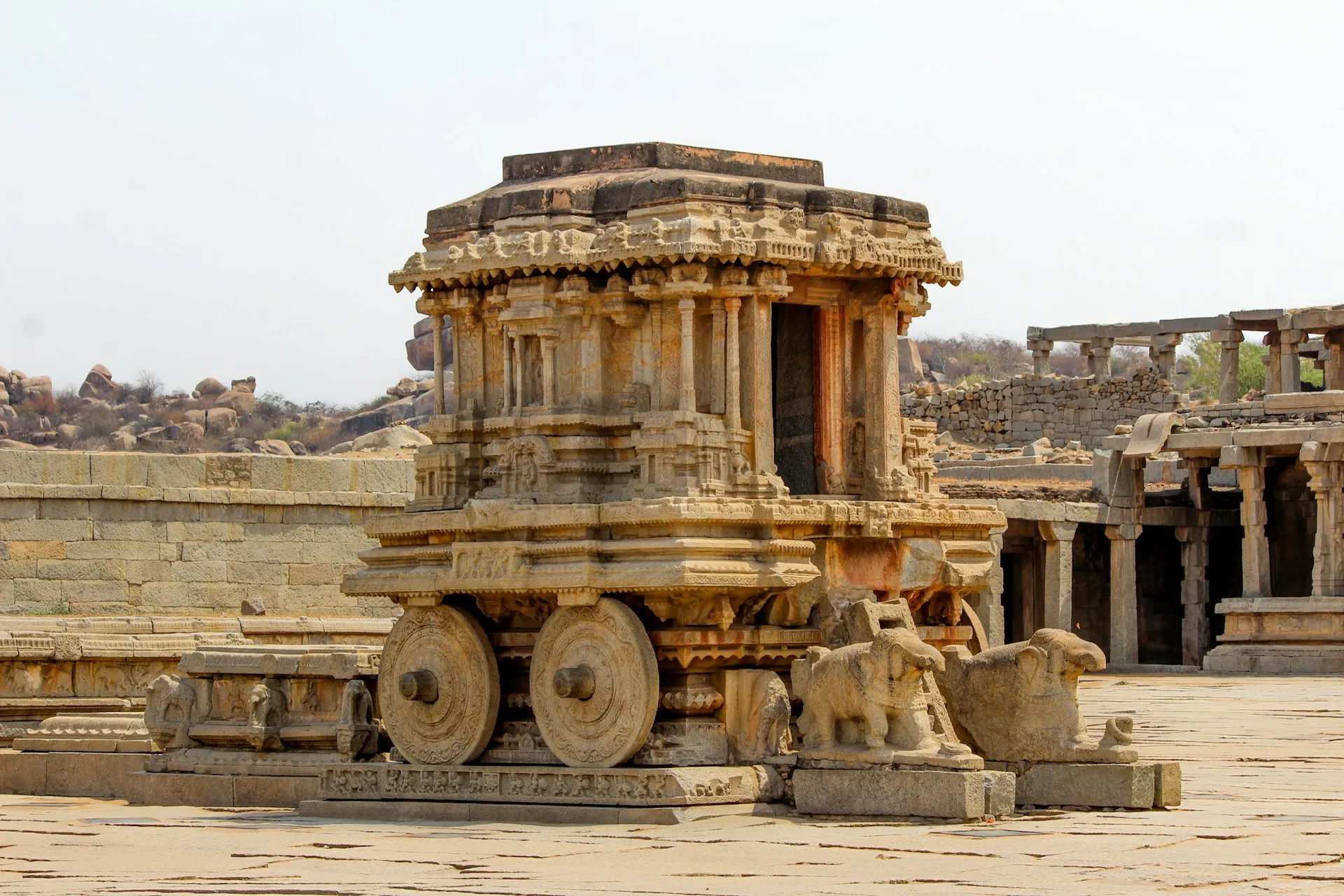 Hampi — UNESCO Ruins